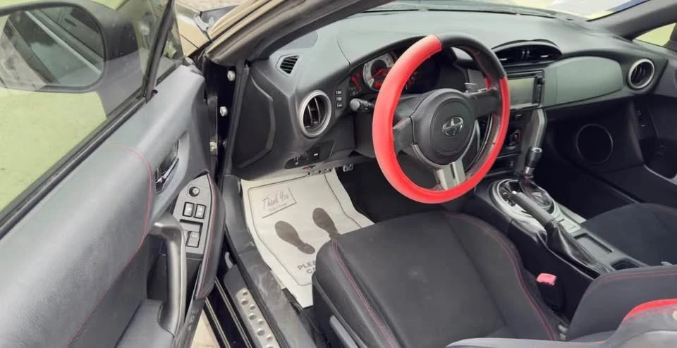2015 Scion FR-S - Image 11 of 16