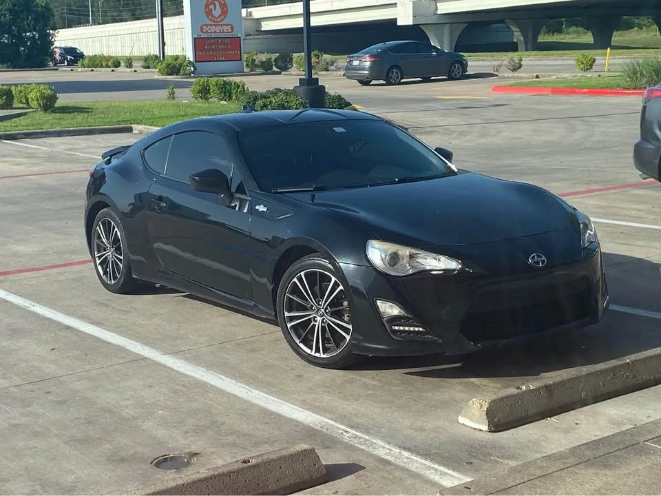 2015 Scion FR-S - Image 5 of 13
