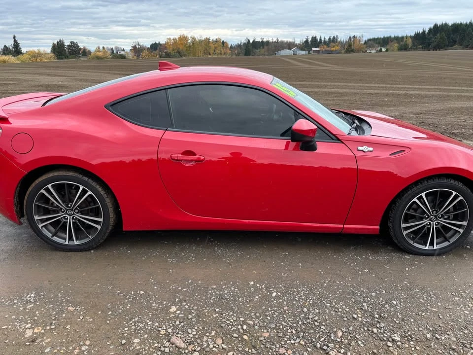 2015 Scion FR-S - Image 3 of 10