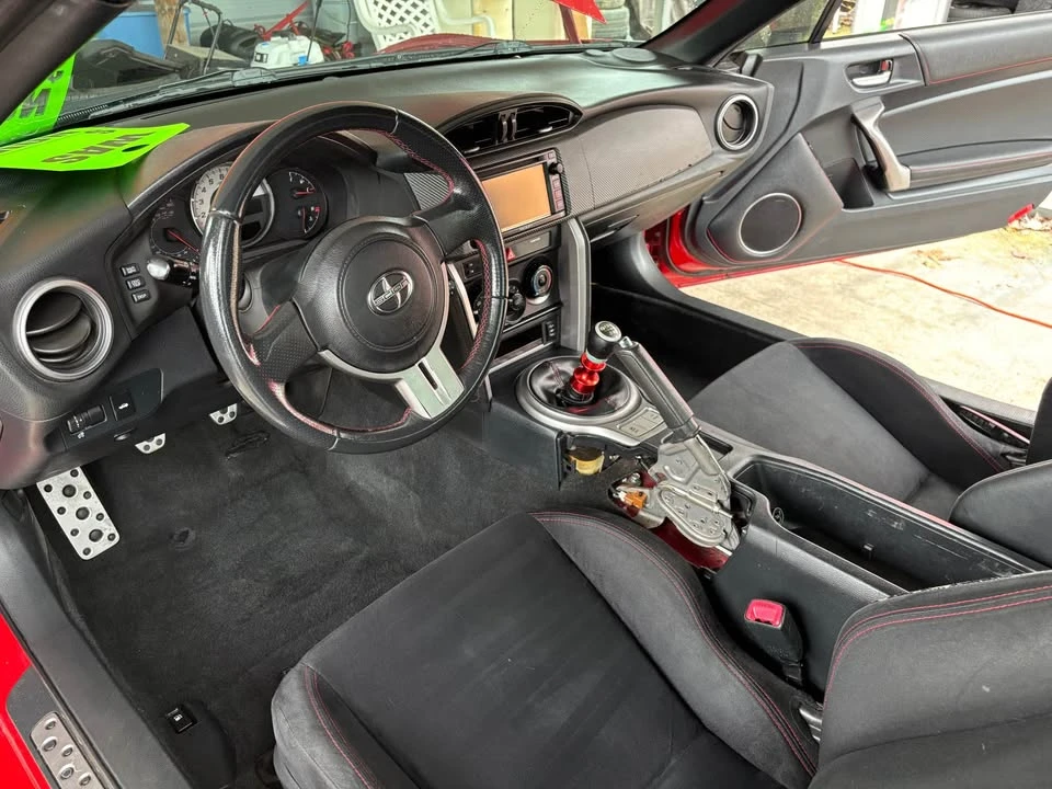 2015 Scion FR-S - Image 8 of 10