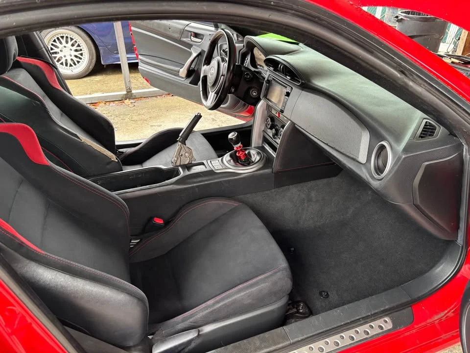 2015 Scion FR-S - Image 9 of 10
