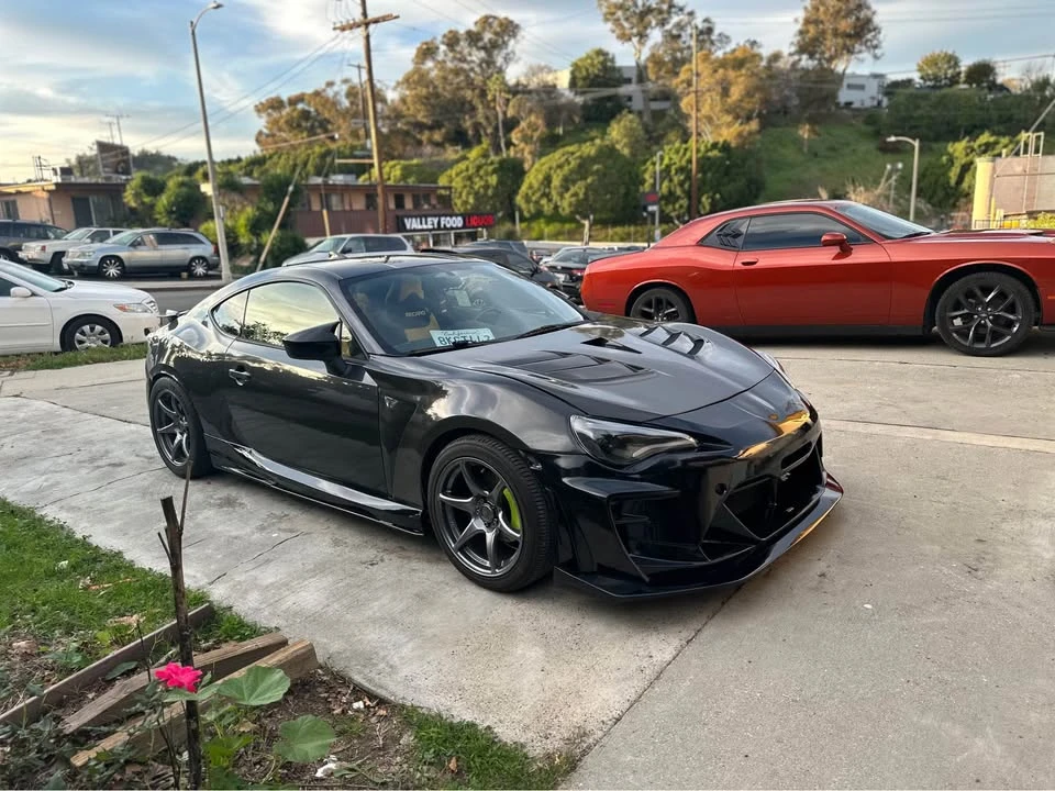 2015 Scion FR-S - Image 4 of 9
