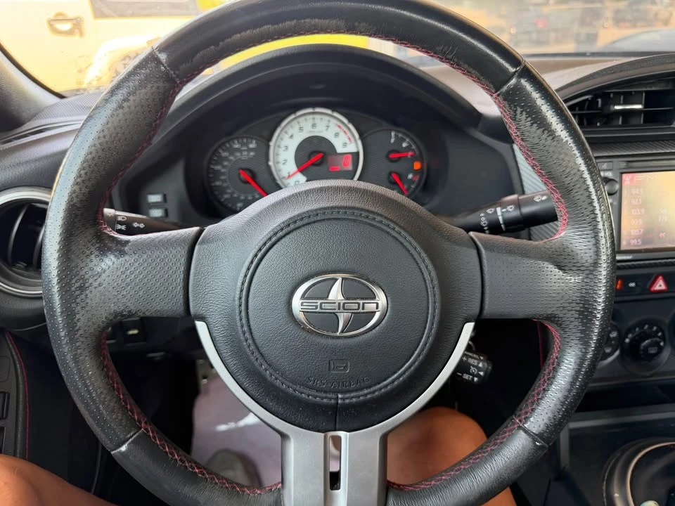 2015 Scion FR-S - Image 10 of 20