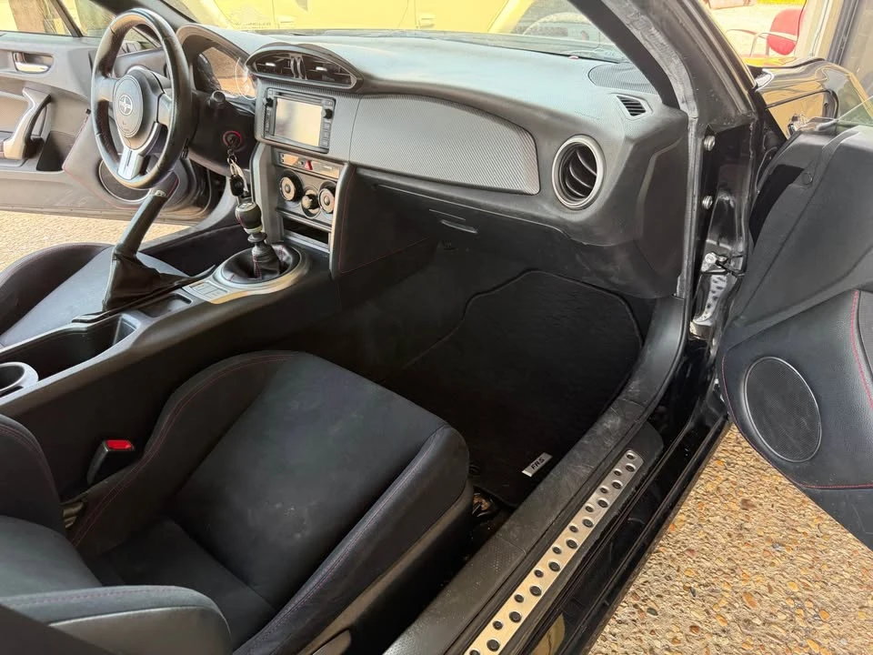 2015 Scion FR-S - Image 18 of 20