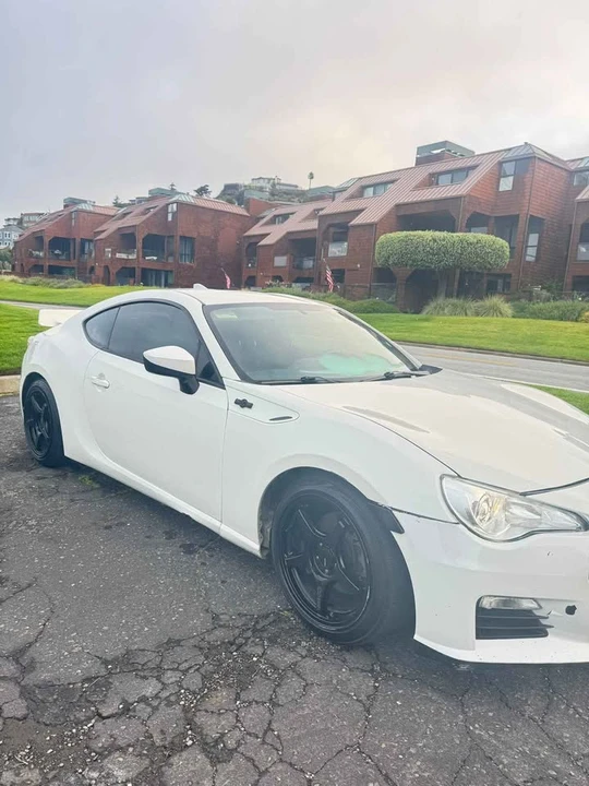 2015 Scion FR-S - Image 2 of 5