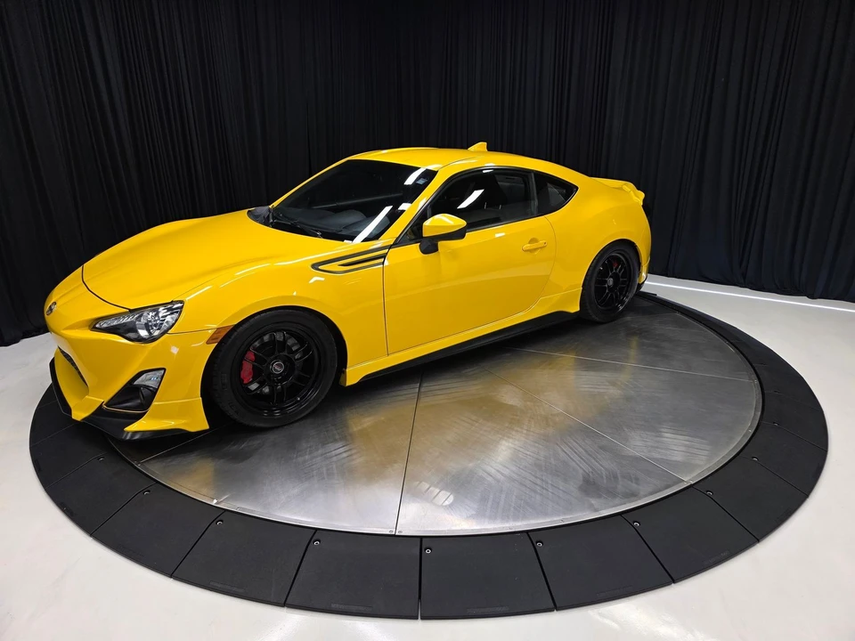 2015 Scion FR-S - Image 8 of 31