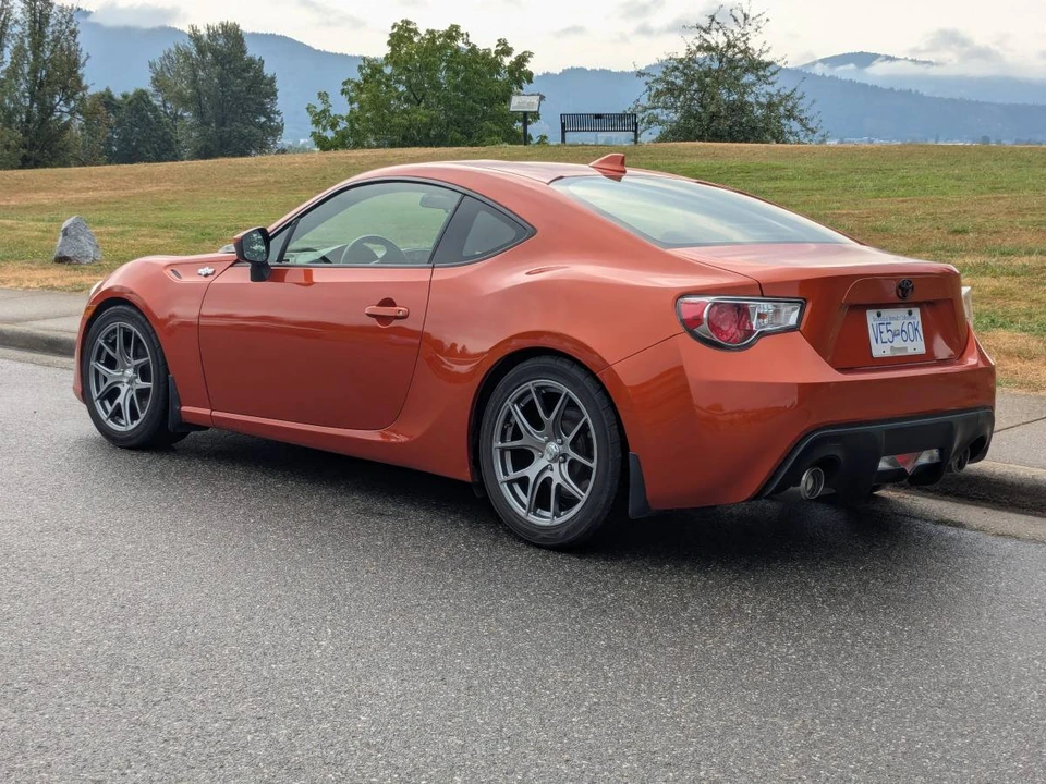 2015 Scion FR-S - Image 5 of 5