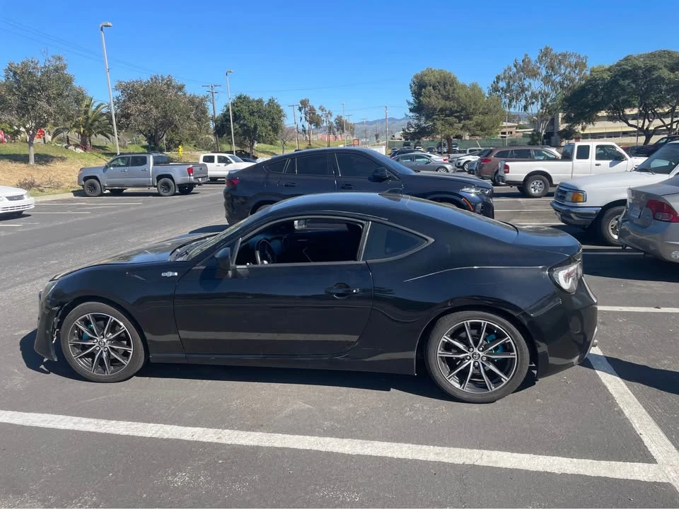 2015 Scion FR-S - Image 6 of 10