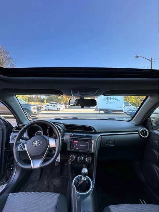 2015 Scion tC - Image 6 of 8
