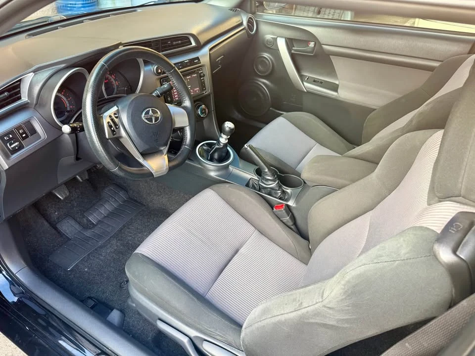 2015 Scion tC - Image 8 of 9
