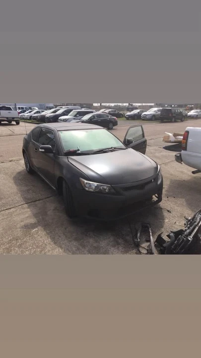 2015 Scion tC - Image 2 of 3