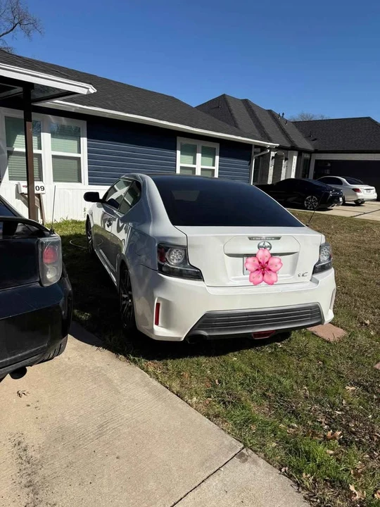2015 Scion tC - Image 2 of 2