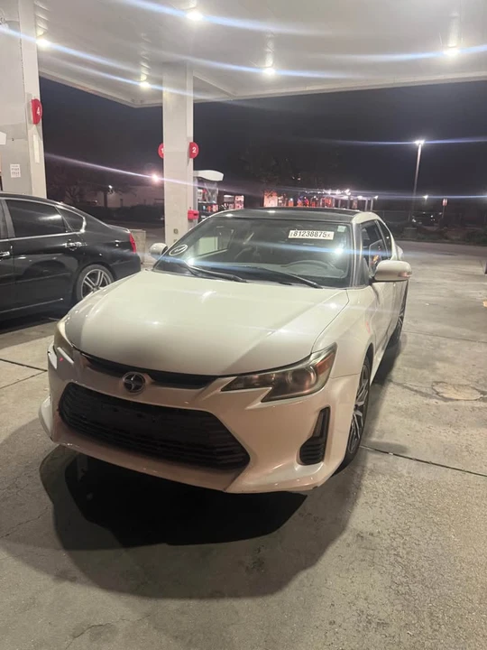 2015 Scion tC - Image 2 of 4