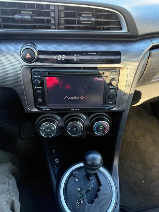 2015 Scion tC - Image 7 of 15
