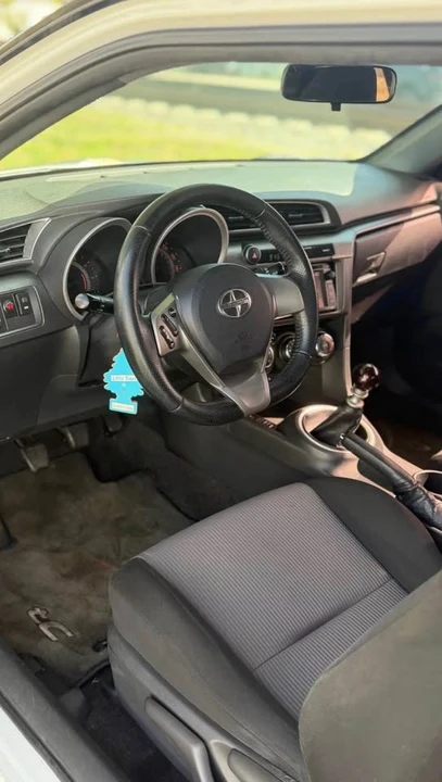 2015 Scion tC - Image 6 of 7