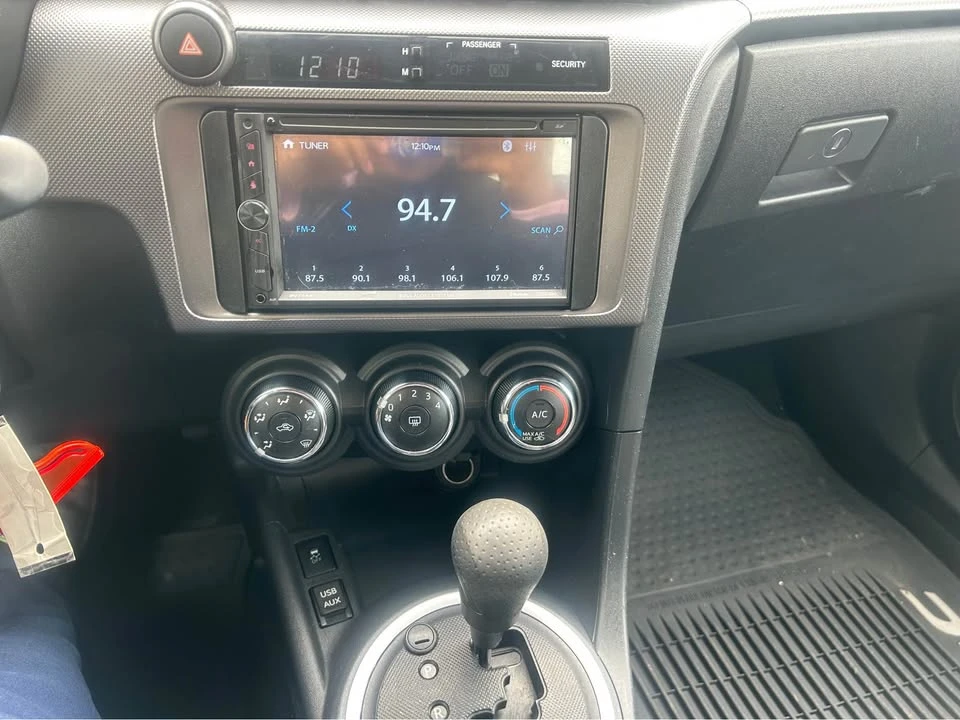 2015 Scion tC - Image 8 of 9