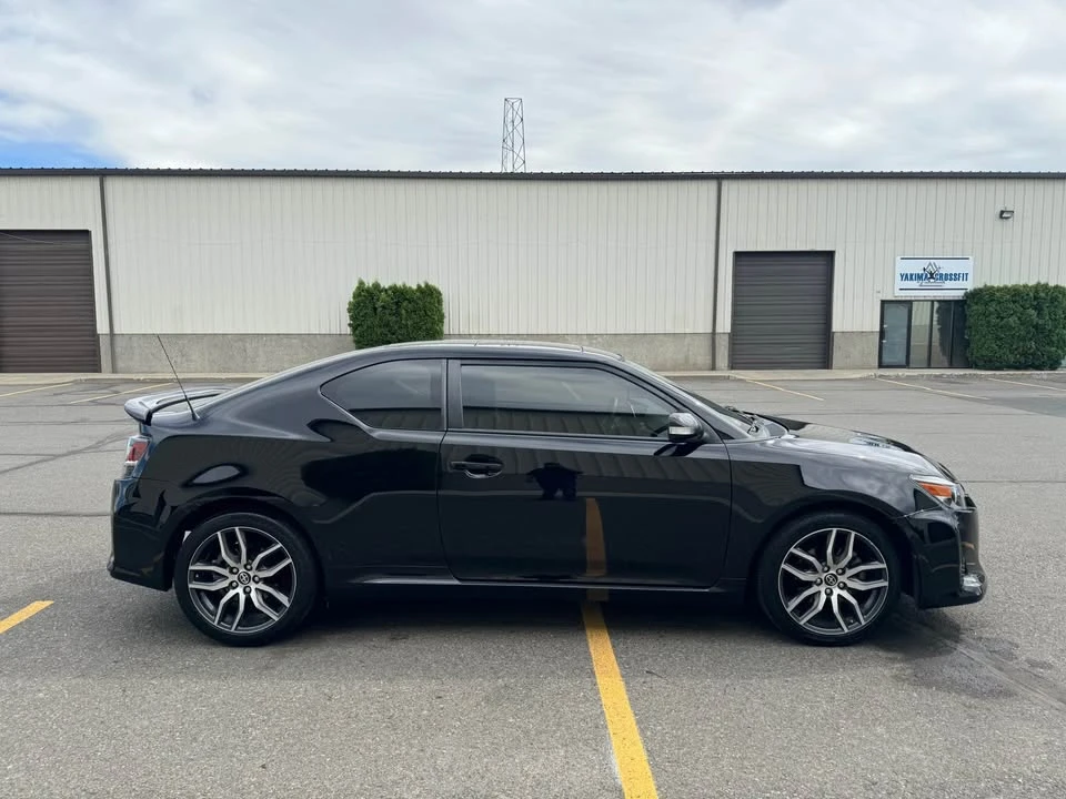 2015 Scion tC - Image 6 of 8