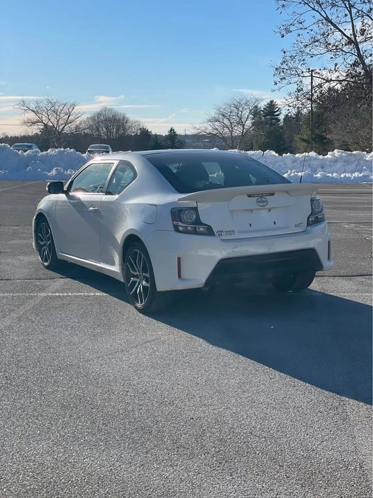 2015 Scion tC - Image 5 of 17