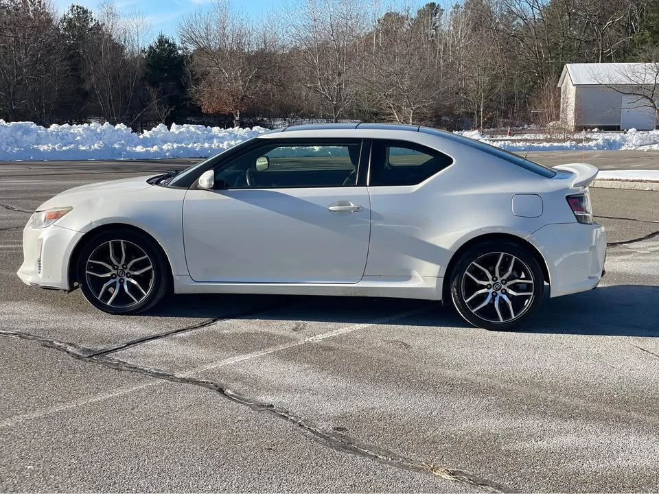 2015 Scion tC - Image 4 of 17