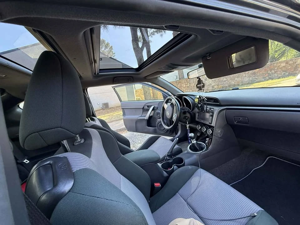 2015 Scion tC - Image 6 of 9