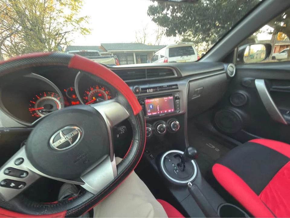 2015 Scion tC - Image 9 of 16