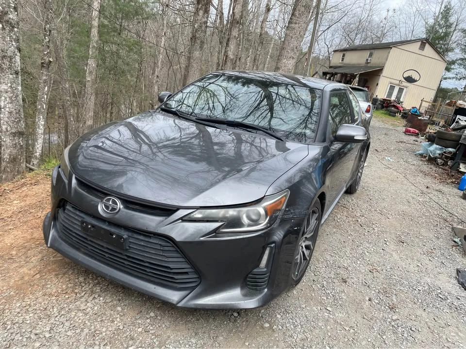 2015 Scion tC - Image 4 of 4