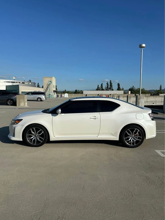2015 Scion tC - Image 6 of 18