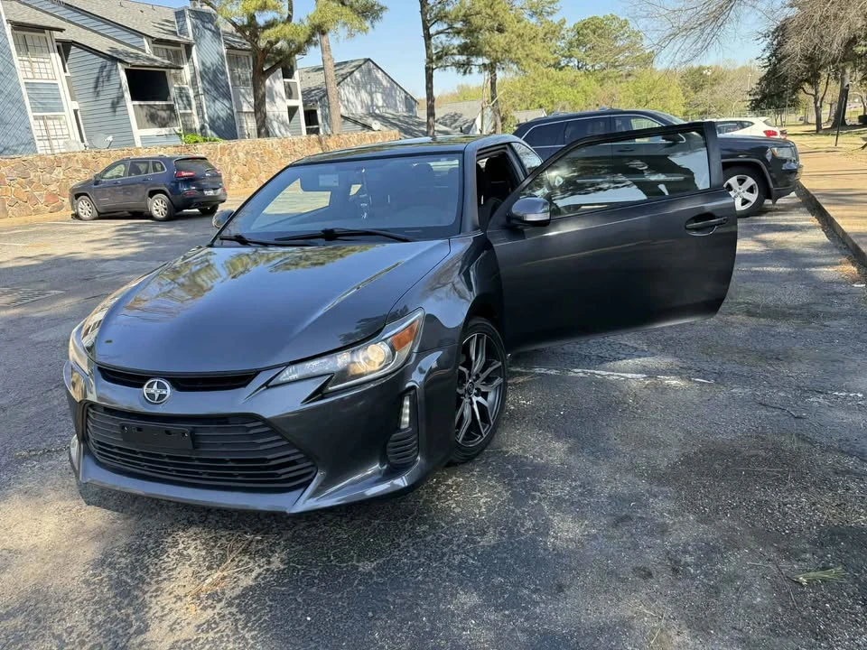 2015 Scion tC - Image 2 of 9