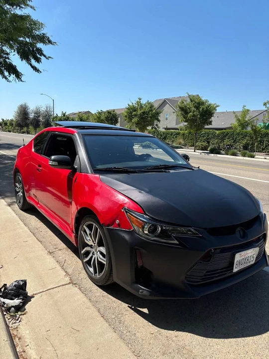 2015 Scion tC - Image 2 of 9