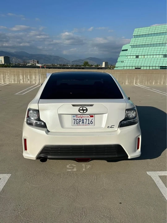 2015 Scion tC - Image 8 of 18