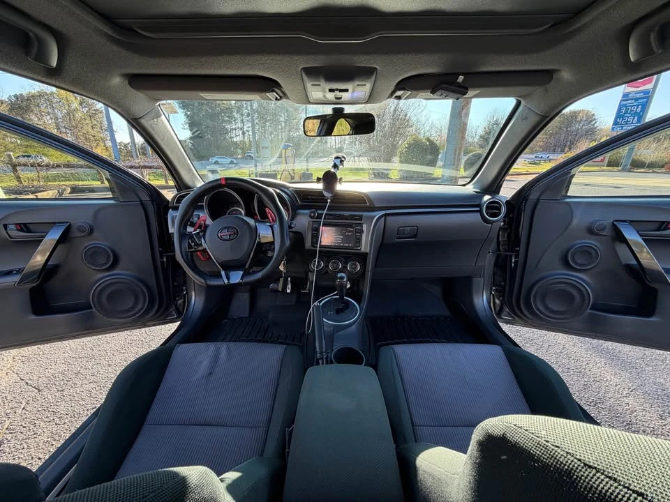 2015 Scion tC - Image 9 of 19