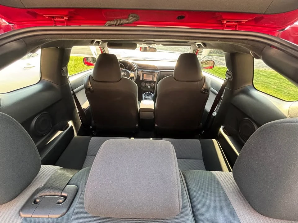 2015 Scion tC - Image 5 of 8