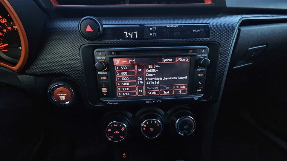 2015 Scion tC - Image 9 of 14