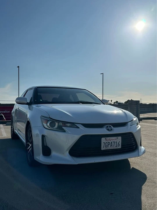 2015 Scion tC - Image 3 of 18