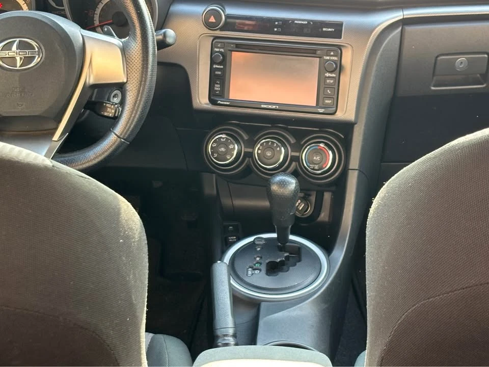 2015 Scion tC - Image 7 of 8