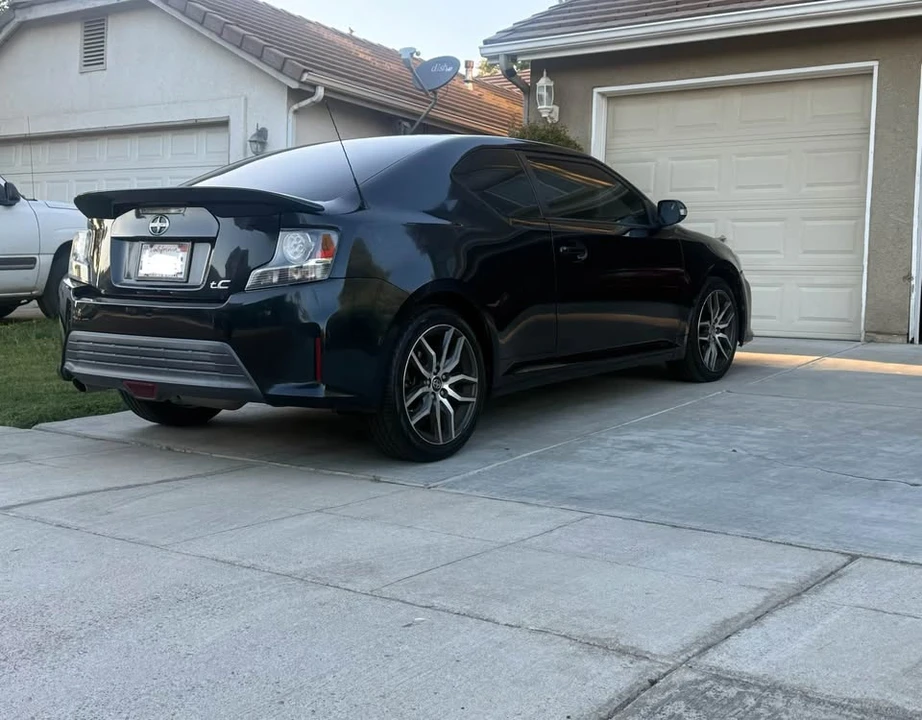 2015 Scion tC - Image 5 of 14