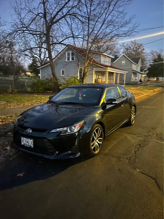 2015 Scion tC - Image 9 of 15