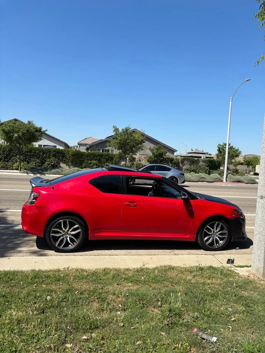 2015 Scion tC - Image 6 of 9