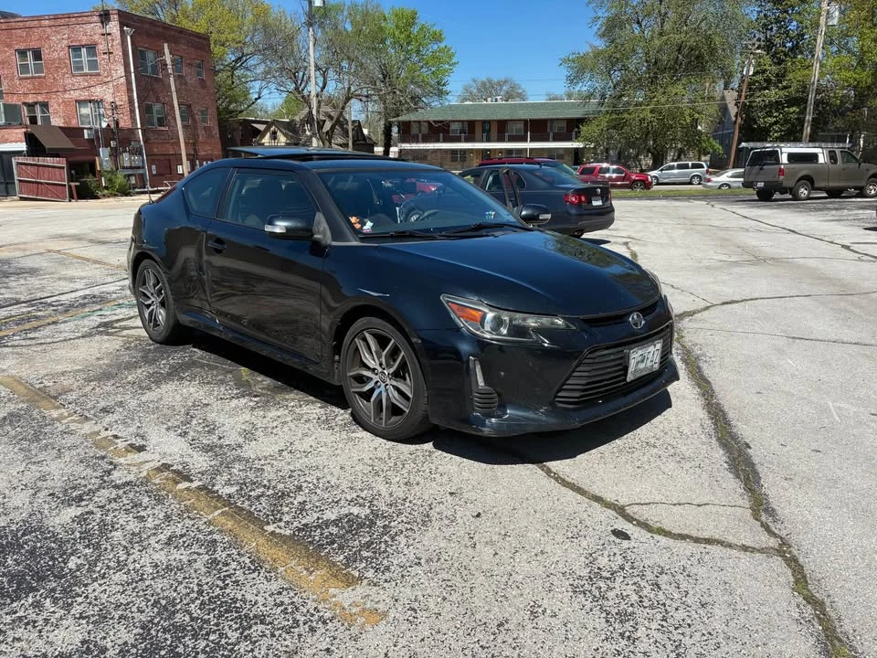 2015 Scion tC - Image 5 of 15