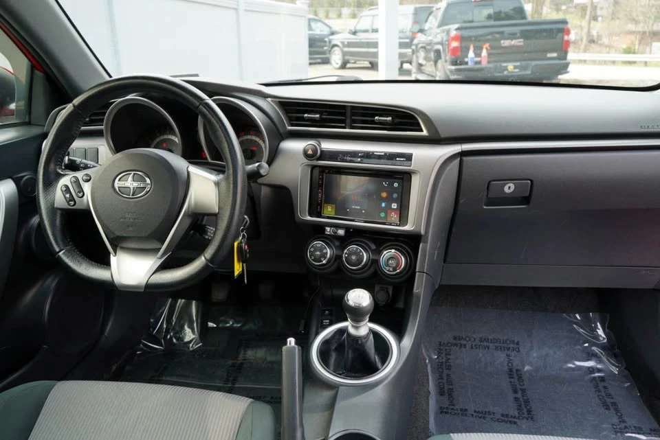 2015 Scion tC - Image 10 of 20