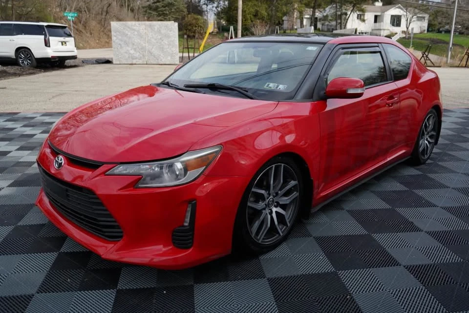 2015 Scion tC - Image 5 of 20
