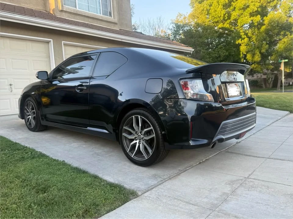 2015 Scion tC - Image 2 of 14