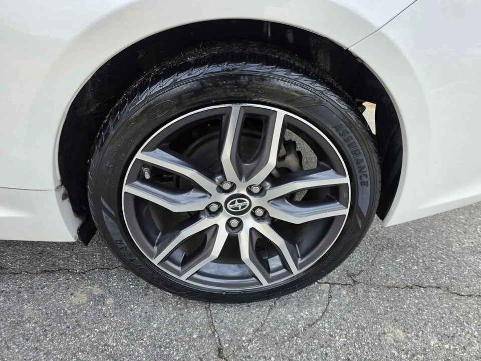 2015 Scion tC - Image 10 of 19