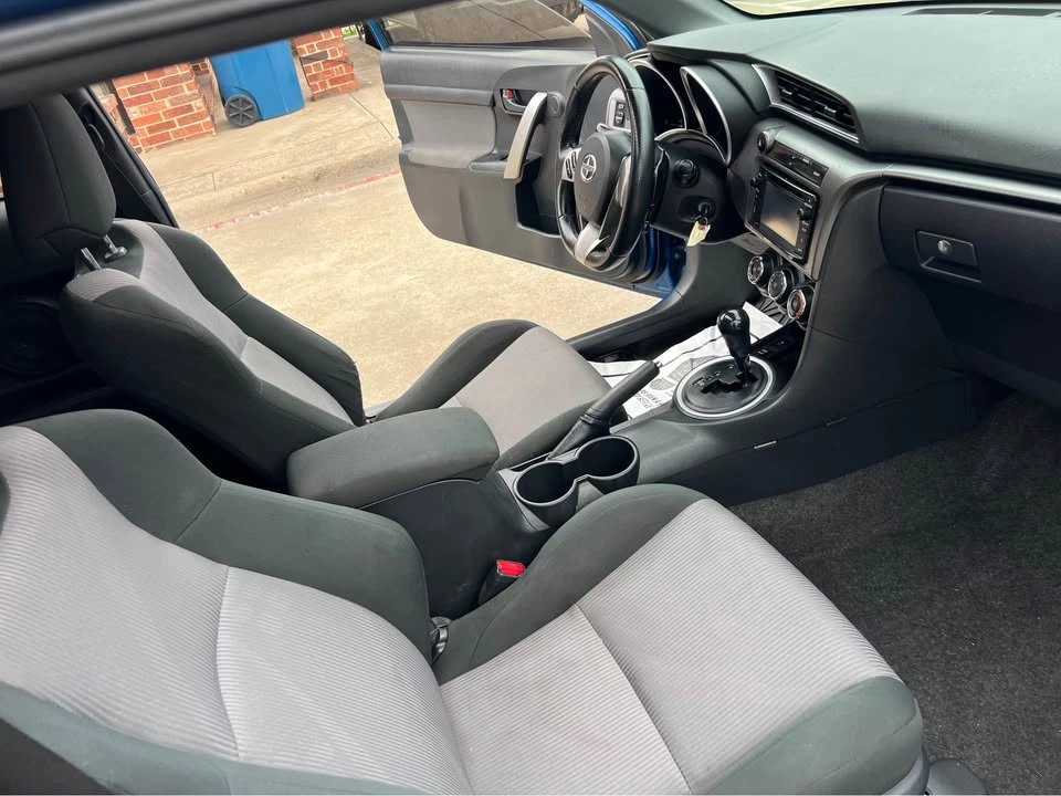 2015 Scion tC - Image 13 of 20