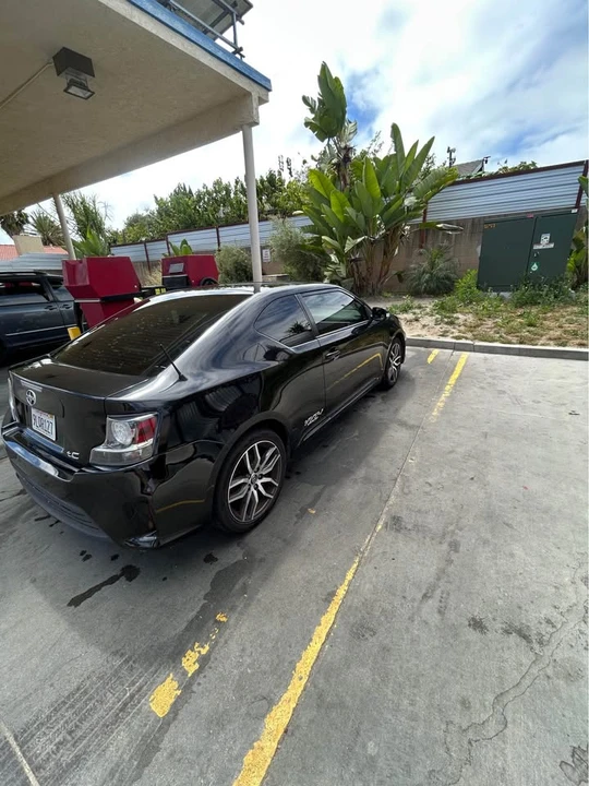 2015 Scion tC - Image 9 of 10