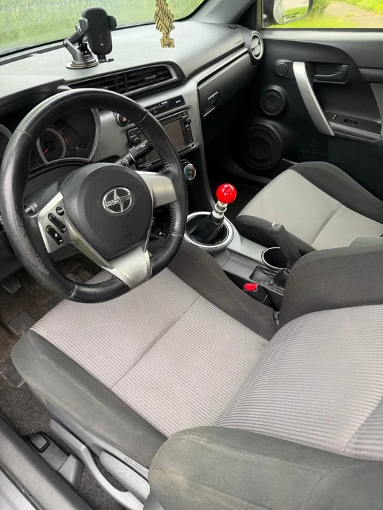 2015 Scion tC - Image 2 of 7