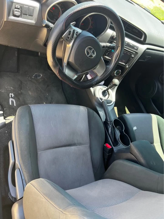 2015 Scion tC - Image 6 of 6