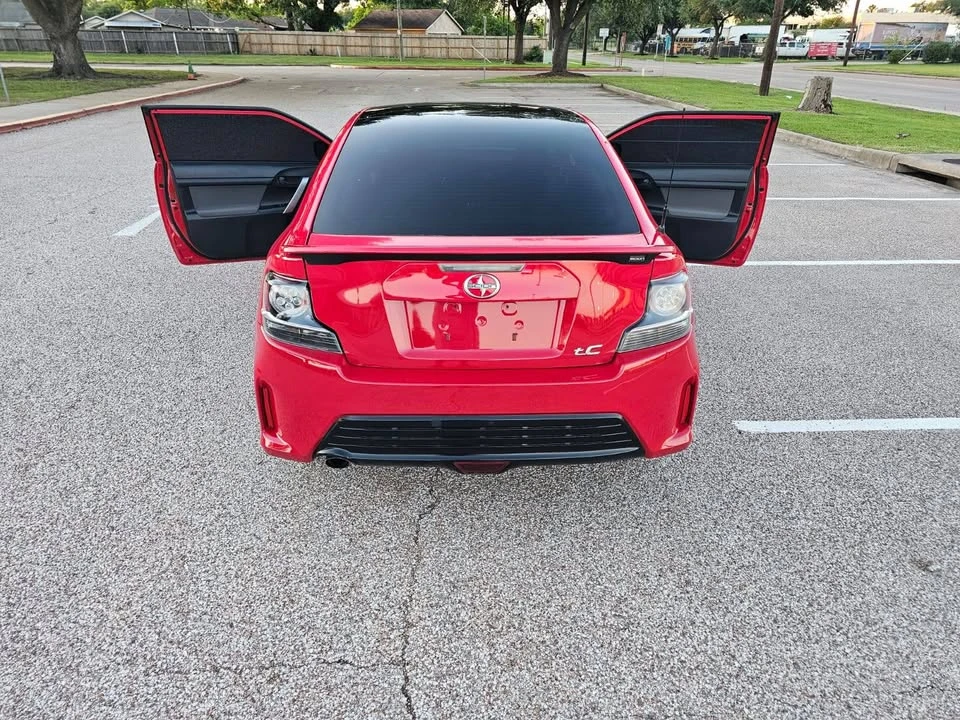 2015 Scion tC - Image 10 of 20