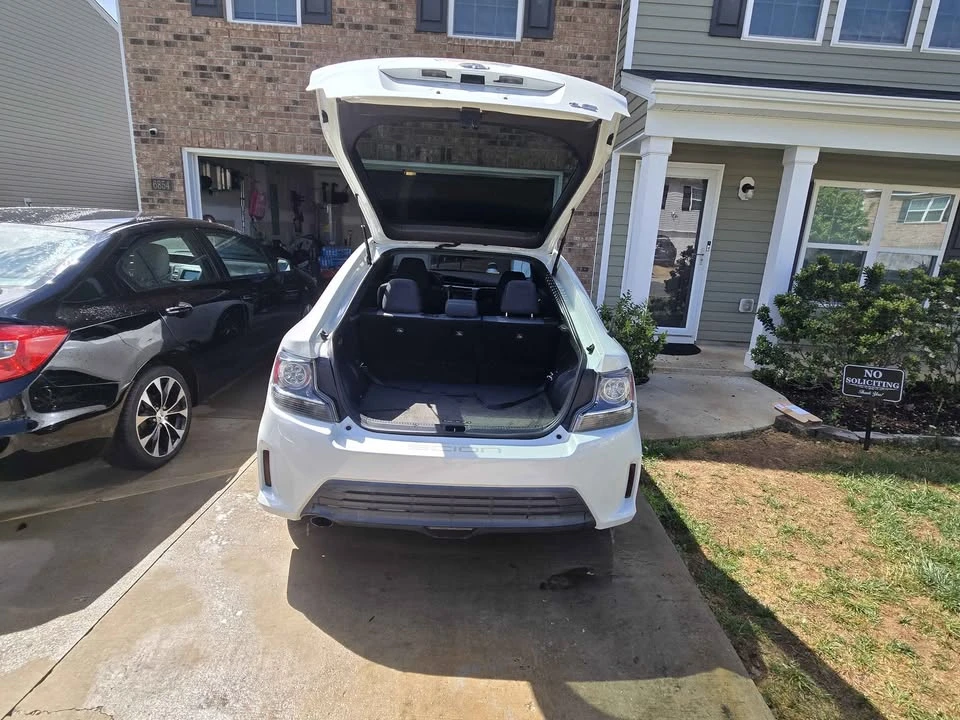 2015 Scion tC - Image 2 of 16