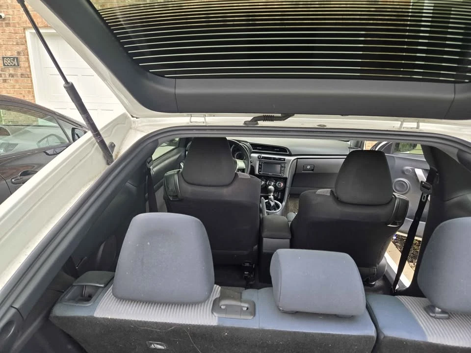 2015 Scion tC - Image 11 of 16